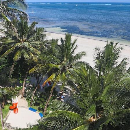 Mombasa Vacations Lux Beach Apartment A19 エクステリア 写真